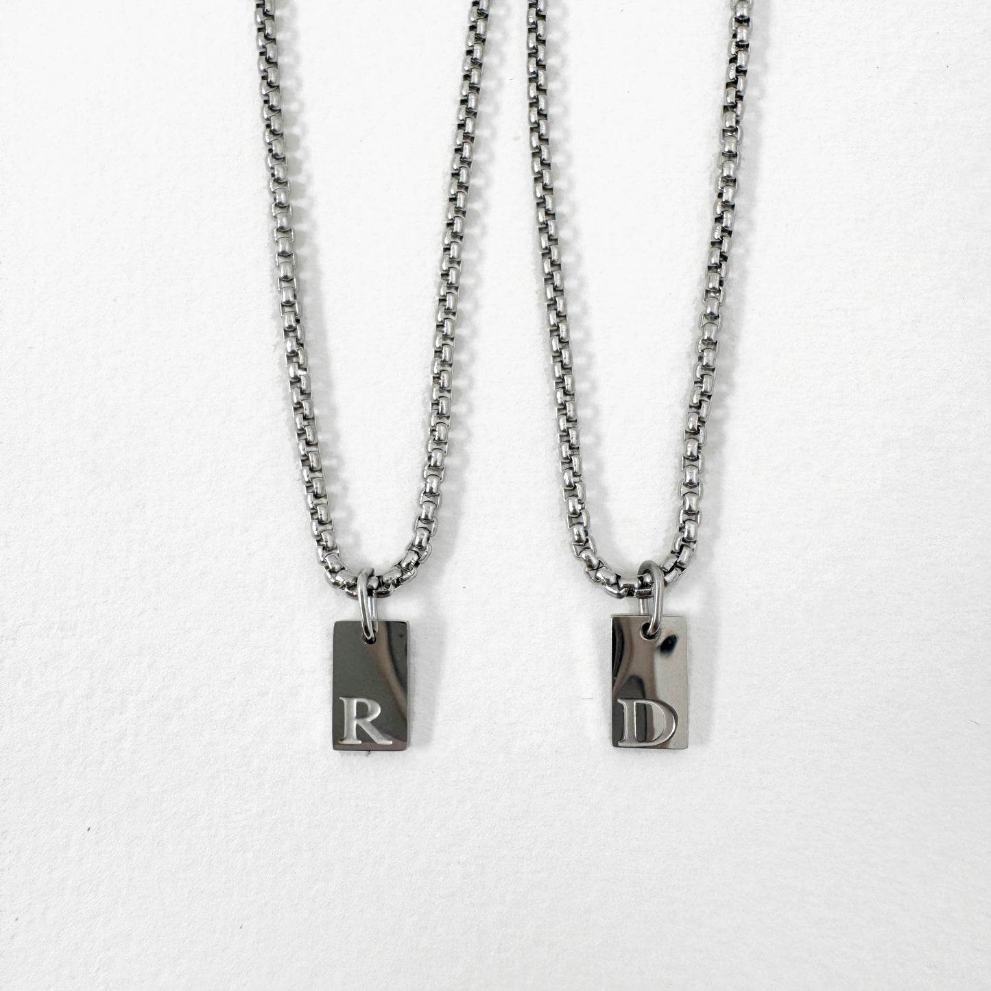 Collar Inicial Minimal