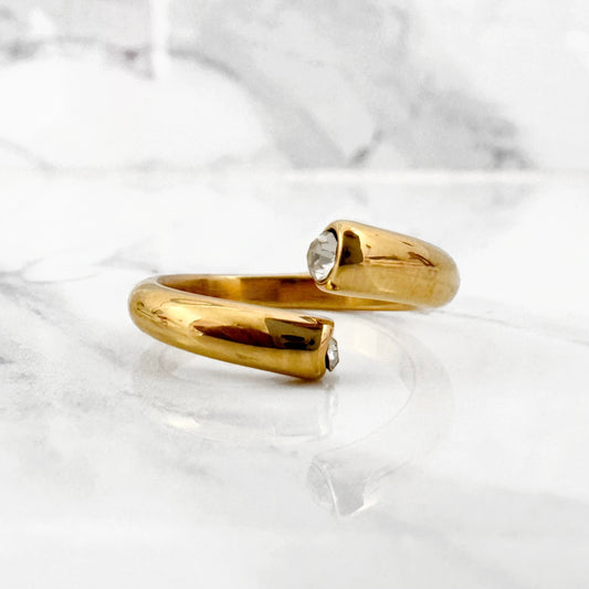 Anillo Abrazo Zirconias