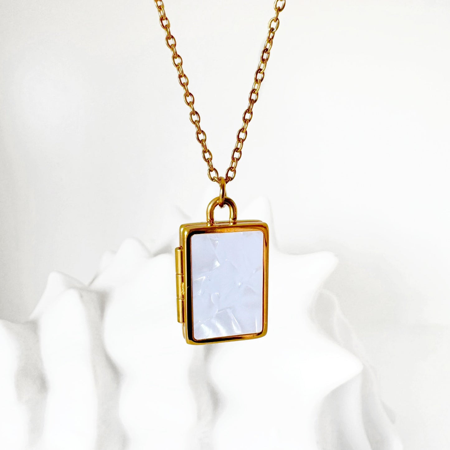 Collar Mémoire