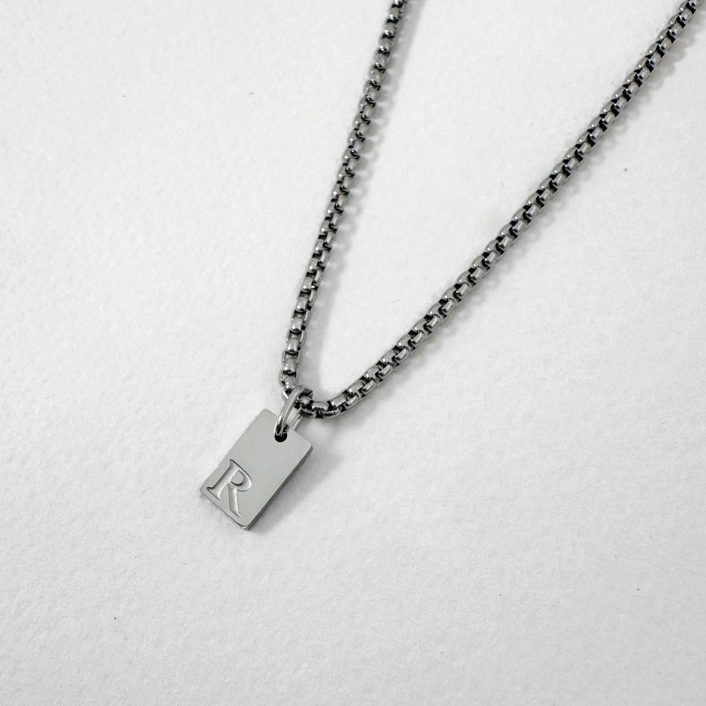 Collar Inicial Minimal